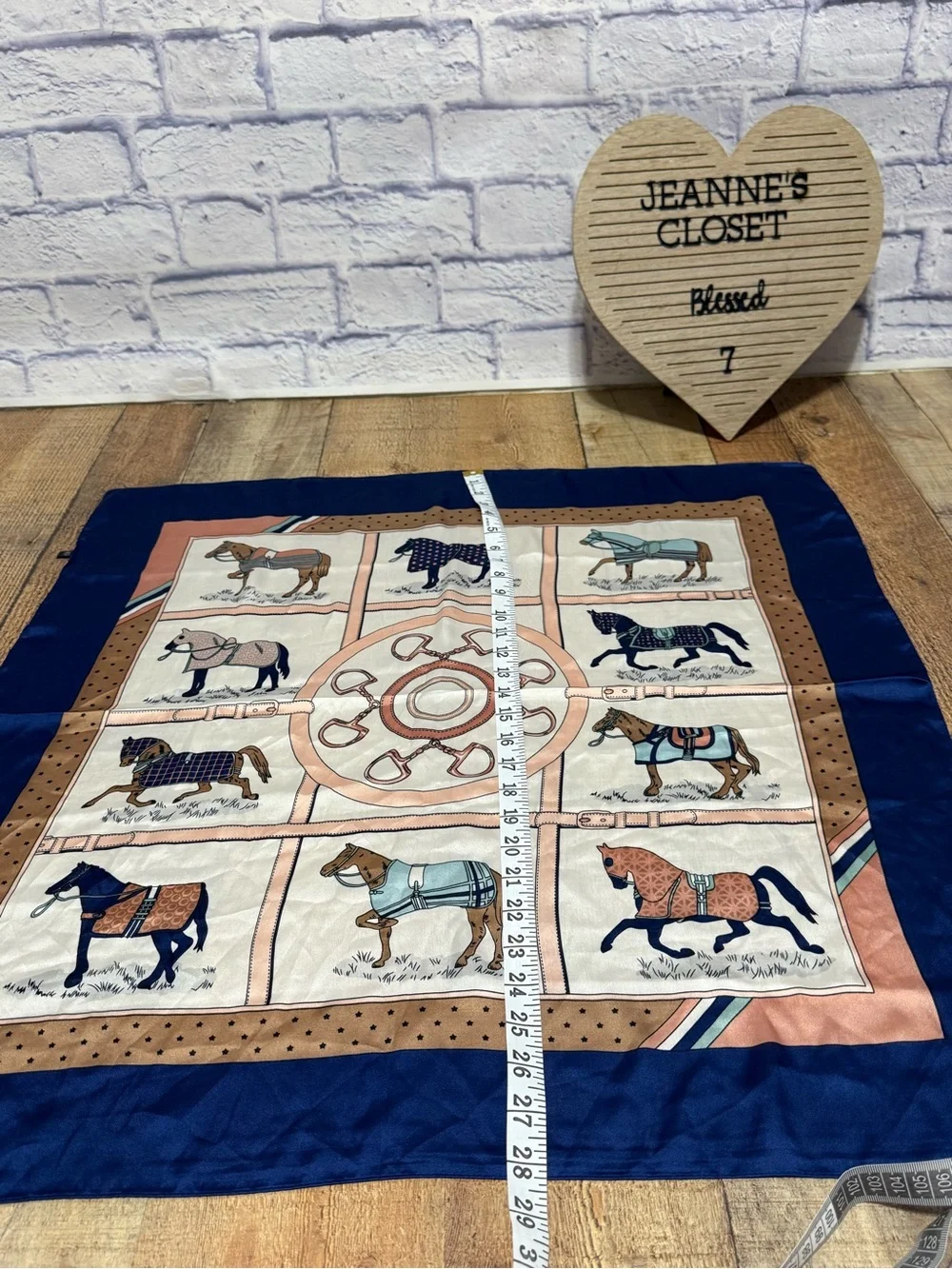 Derby Equestrian Horse Scarf Luxury Theme Horsebit  Pre owned great condition